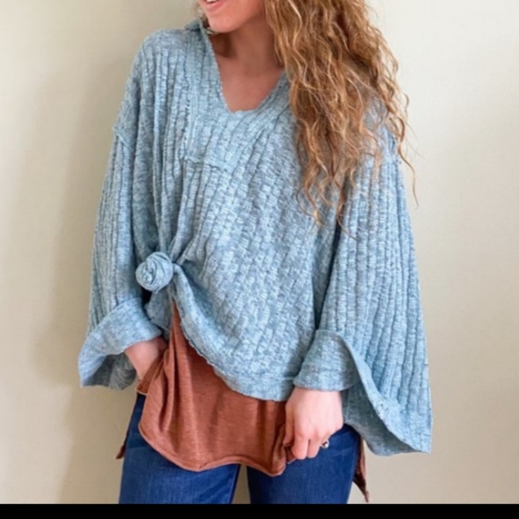 SOLD. Free People Slouchy Baja Babe Hacci Red Hooded Cardigan. As New. No Tag - Picture 7 of 16